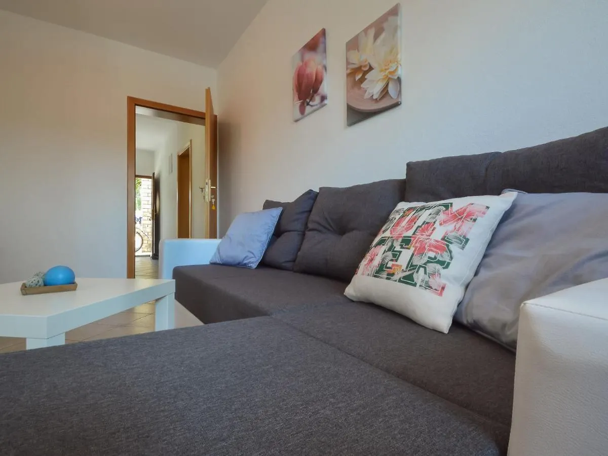 Apartment Mara-2 By Interhome