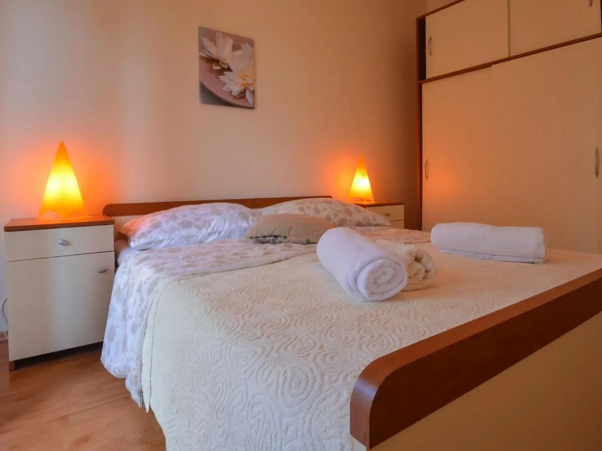 Apartment Mara-2 By Interhome  Anic